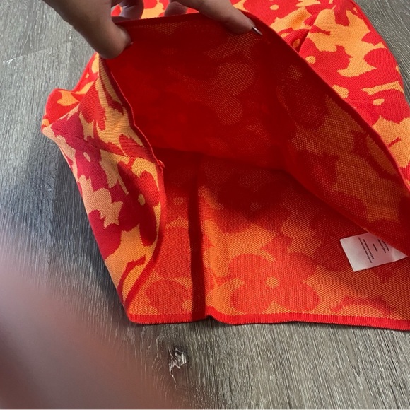 Madden NYC Size XLarge Womens Halter Top Red Floral Blouse Sleeveless Open Back - Picture 4 of 7